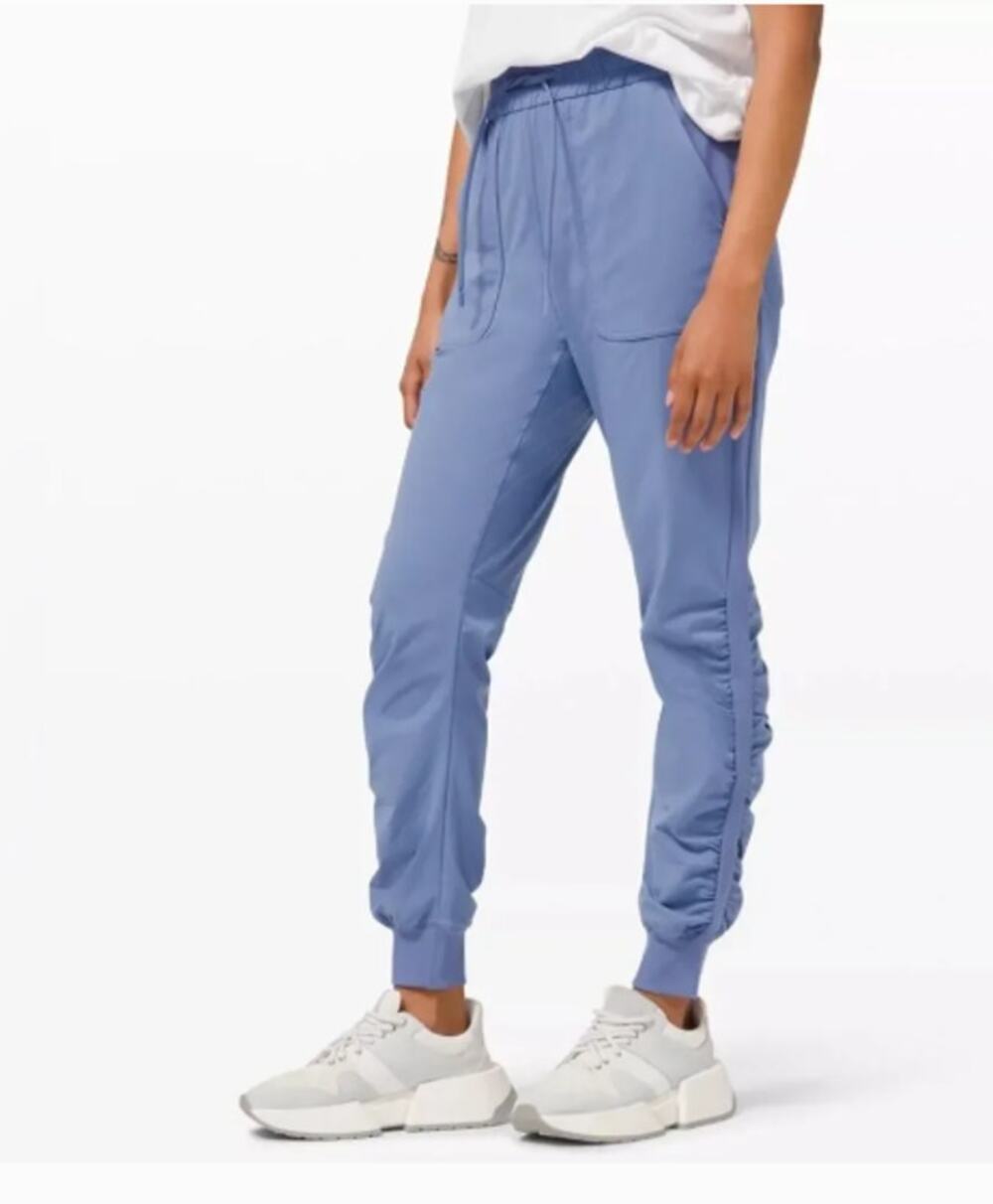 Lululemon Beyond The Studio Jogger Water Drop Blue Sz 4 High Rise Travel Gym